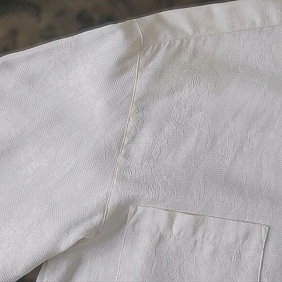 Vtg Talbots ivory floral textured long sleeve button-down shirt - Picture 8 of 14